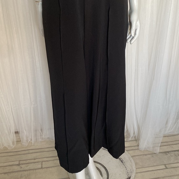 NEW!! Isaac Mizrahi black lace wide leg jumpsuit! Ruffles holiday, event Size 6 - Picture 9 of 17